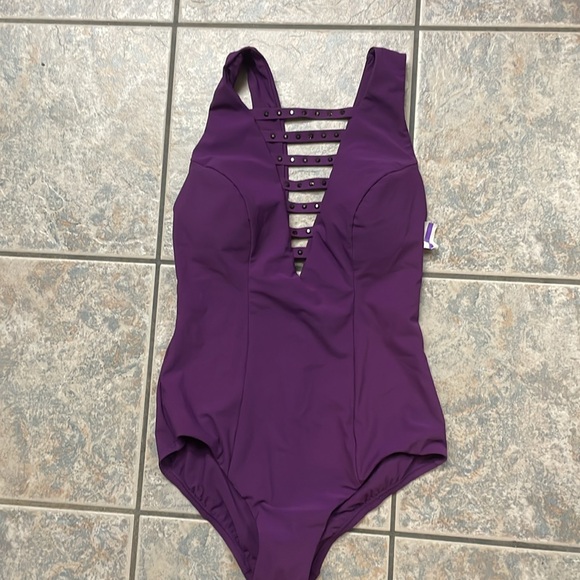 Amoressa Miraclesuit Veracruz One Piece Swimsuit 8 NWT Never worn. - Picture 14 of 14